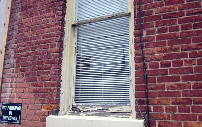 Image of exterior of window frame